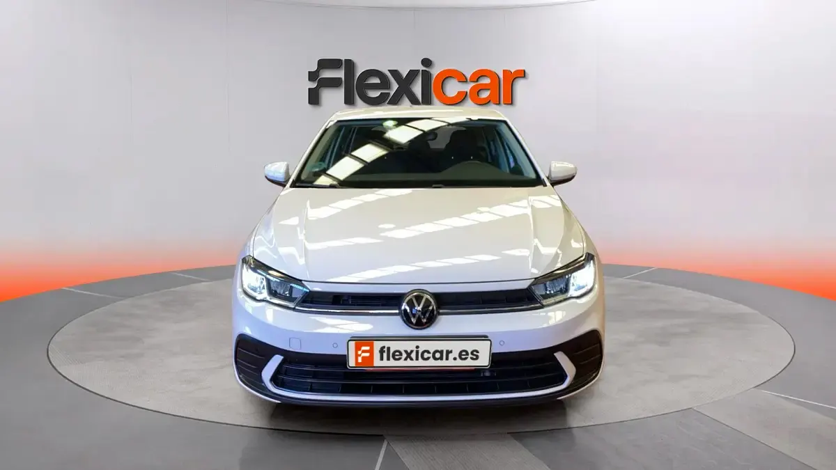 Usado VW Polo Life 95 CV (69 kW) 2023 Blanco Utilitario