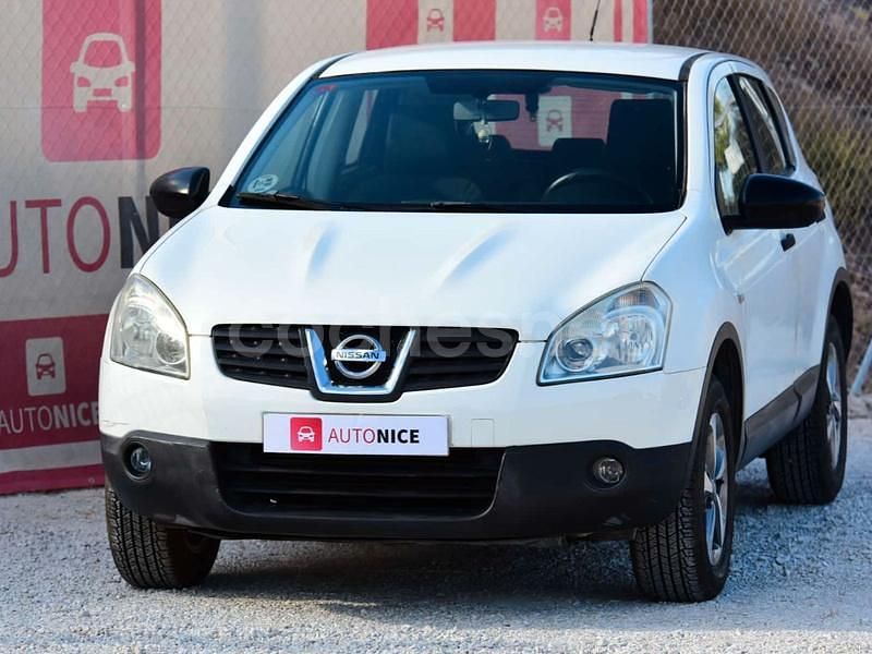 Blanco Usado 2009 Nissan Qashqai Tekna SUV | 6500 € (Precio justo) - Imagen 1/4
