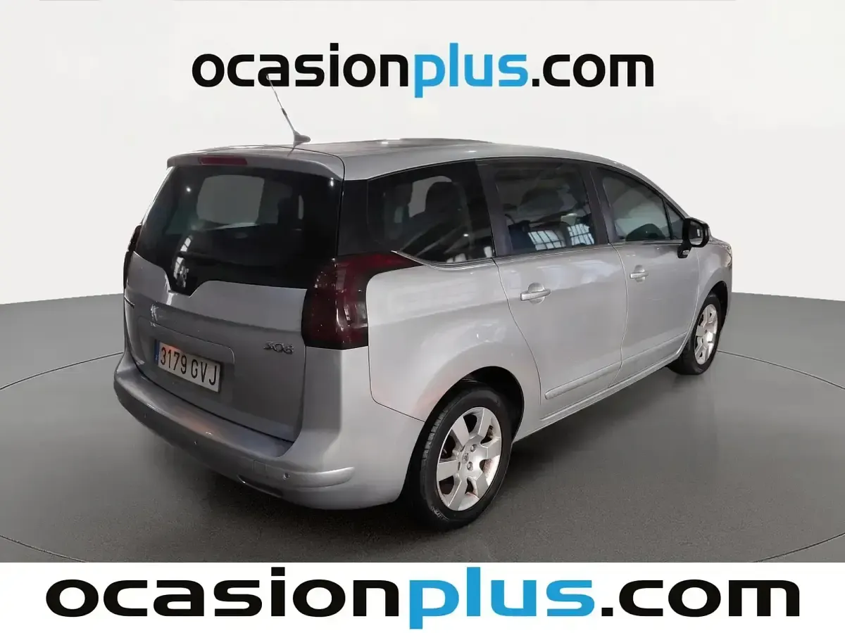 Usado Peugeot 5008 Premium 110 CV (80 kW) 2010 Gris Monovolumen