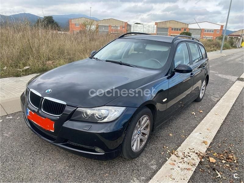 Negro Usado 2007 BMW 320 Familiar | 5500 € (Buen precio) - Imagen 1/4