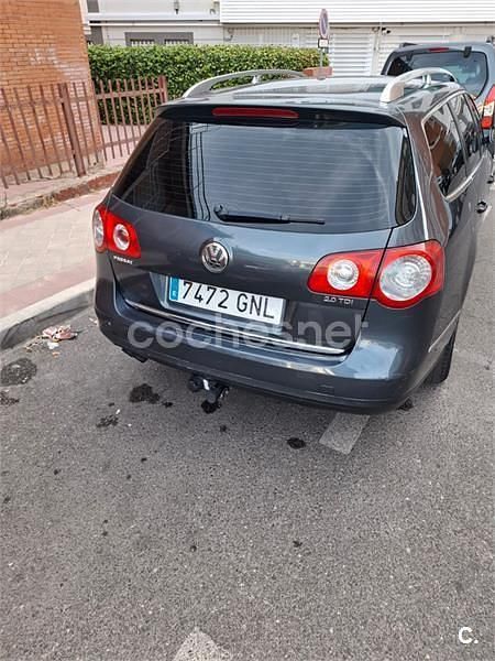 Gris / plata Usado 2009 VW Passat Edition Familiar | 7200 € (Precio justo) - Imagen 1/4