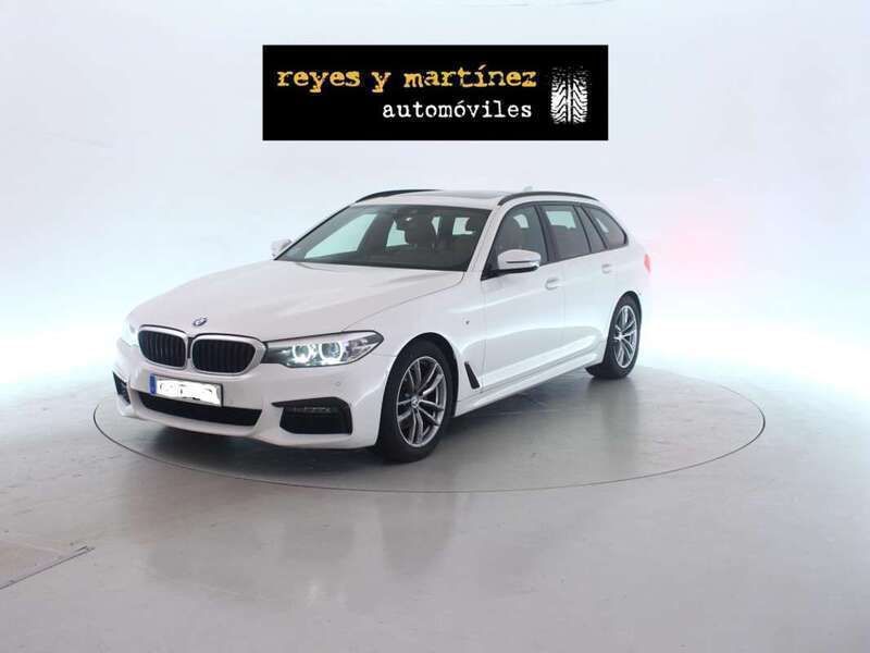 Blanco Usado 2019 BMW 520 Comfort Edition Familiar | 28.999 € (Precio justo) - Imagen 1/4