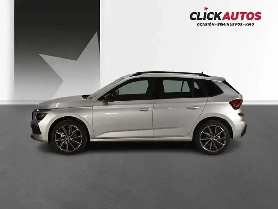 Usado Skoda Kamiq Sport 150 CV (110 kW) 2025 Plateado SUV