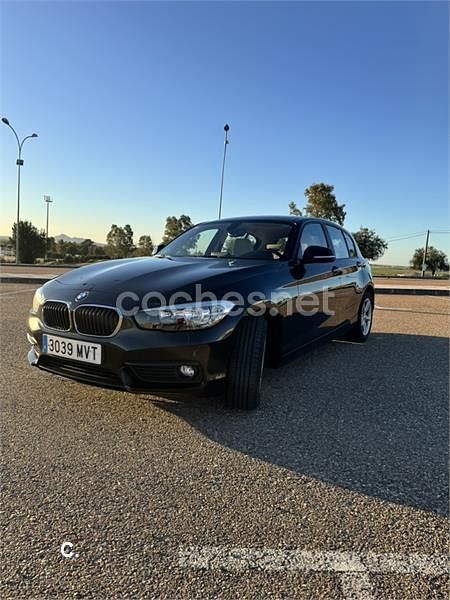 Usado BMW 116 116 CV (85 kW) 2018 Negro Utilitario