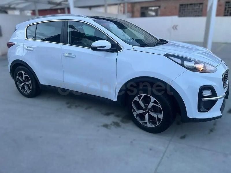 Usado Kia Sportage 115 CV (84 kW) 2019 Blanco SUV