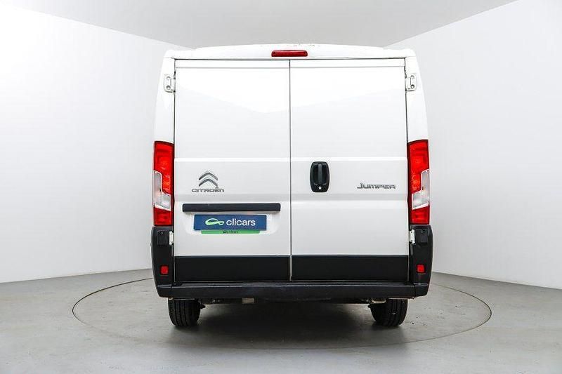 Usado Citroën Jumper 120 CV (88 kW) 2021 Blanco Monovolumen