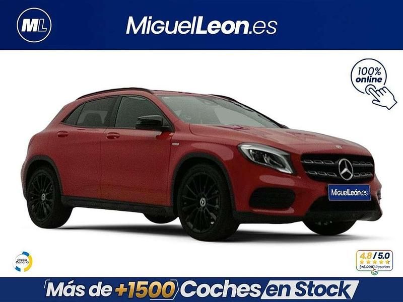 Usado Mercedes GLA180 122 CV (89 kW) 2020 Rojo SUV