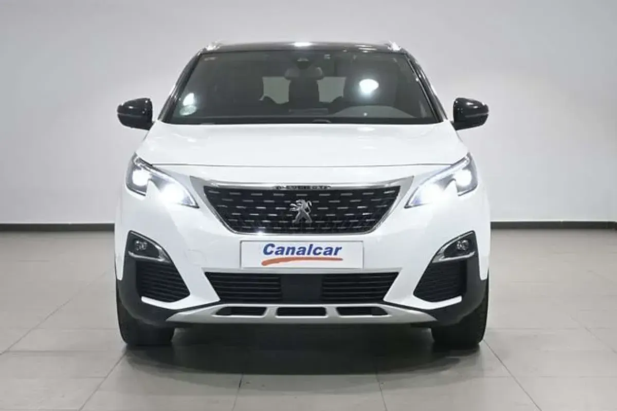 Usado Peugeot 5008 GT-line 179 CV (131 kW) 2018 Blanco SUV