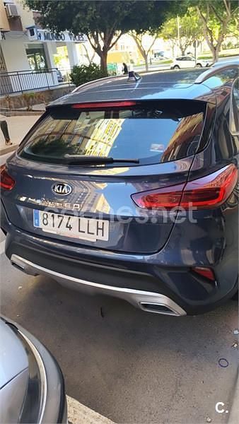 Usado Kia XCeed 120 CV (88 kW) 2020 Azul SUV