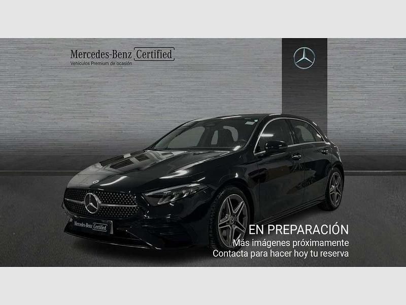 Negro Usado 2025 Mercedes A180 Berlina | 30.290 € (Buen precio) - Imagen 1/4