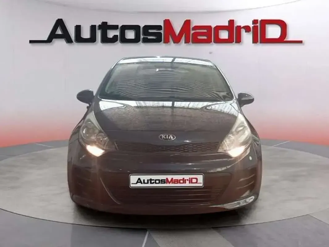 Usado Kia Rio 75 CV (55 kW) 2015 Azul Utilitario