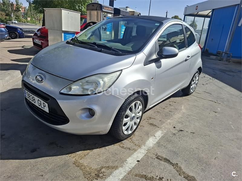 Gris / plata Usado 2009 Ford Ka Titanium Berlina | 2900 € (Precio justo) - Imagen 1/4