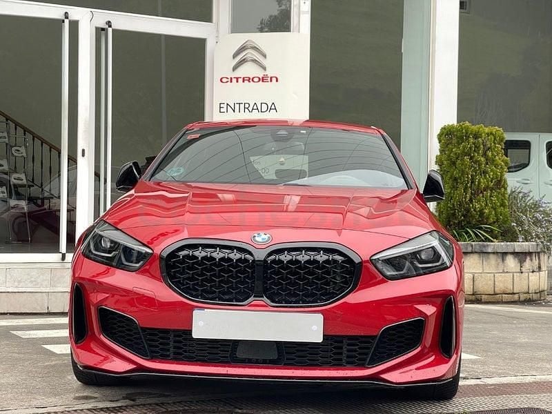Usado BMW M135 306 CV (225 kW) 2022 Rojo Utilitario