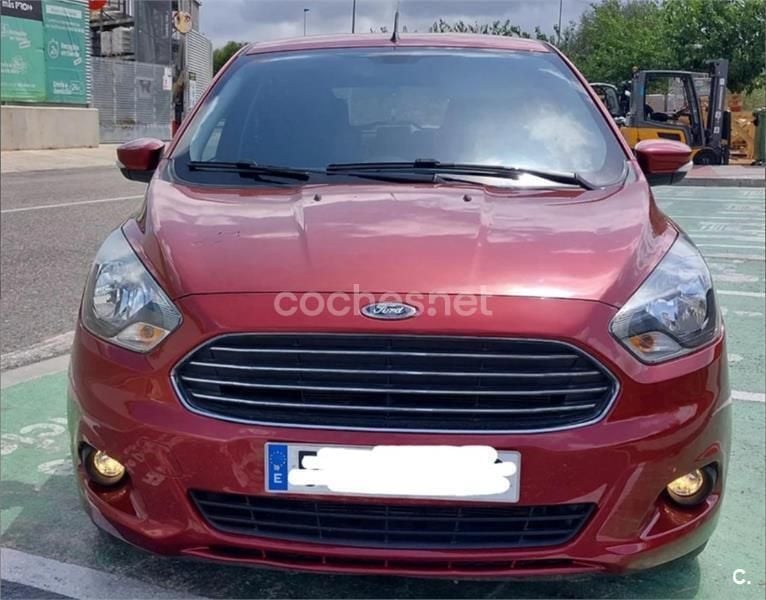 Rojo Usado 2018 Ford Ka Plus Active Utilitario | 9000 € (Buen precio) - Imagen 1/4
