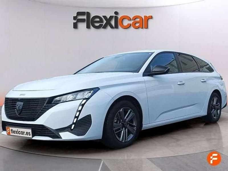 Usado Peugeot 308 Active 131 HP (96 kW) 2023 Branco Citadino