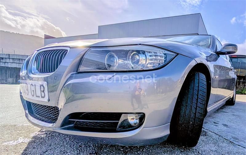 Usado BMW 320 170 CV (125 kW) 2009 Gris / plata Berlina