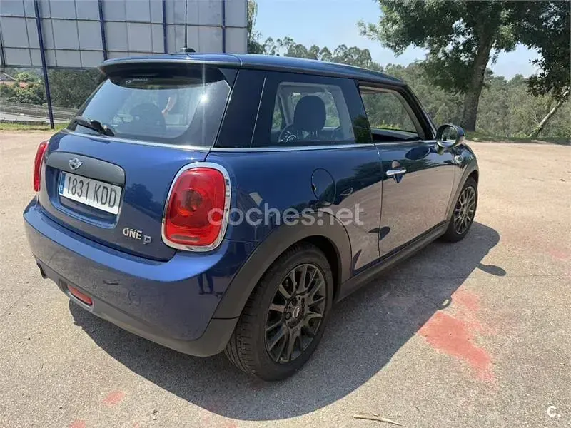Usado Mini One D 95 CV (69 kW) 2017 Azul Utilitario