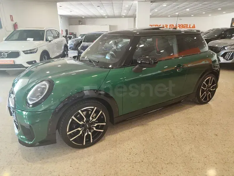 Usado Mini John Cooper Works 204 CV (150 kW) 2026 Verde Utilitario