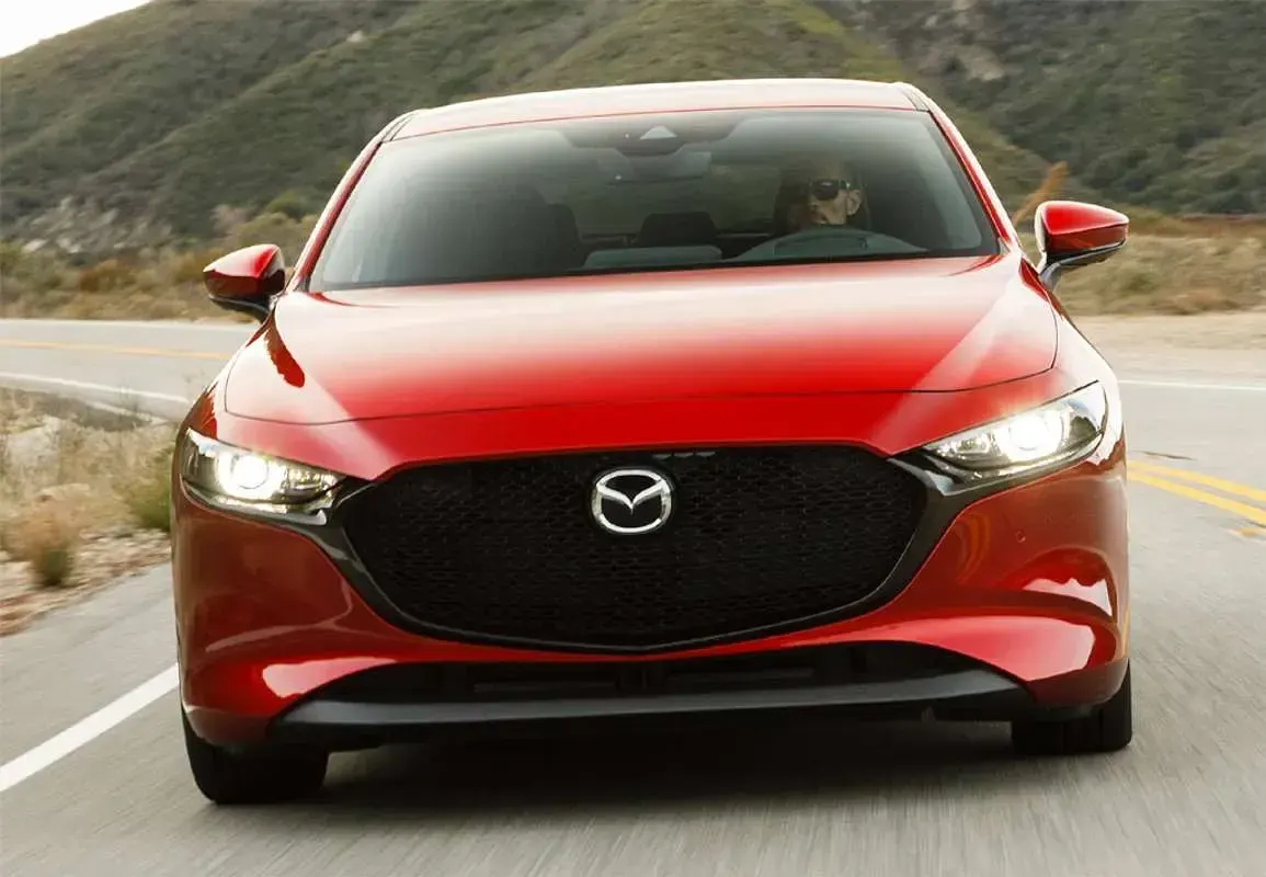 Usado Mazda 3 179 CV (131 kW) 2019 Gris Utilitario