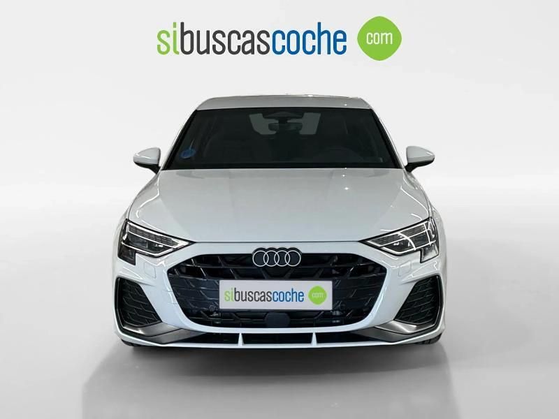 Usado Audi A3 S-Line 150 CV (110 kW) 2025 Blanco