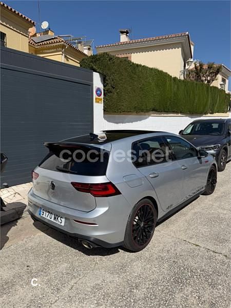 Usado VW Golf VIII GTI Clubsport 301 CV (221 kW) 2023 Gris / plata Berlina