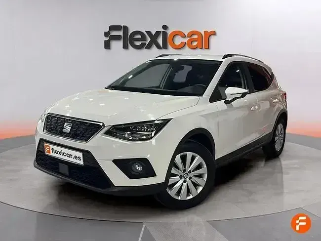 Usado Seat Arona Ecomotive 95 CV (69 kW) 2018 Blanco SUV