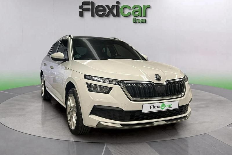 Blanco Usado 2022 Skoda Kamiq Sport SUV | 19.490 € (Precio justo) - Imagen 1/4