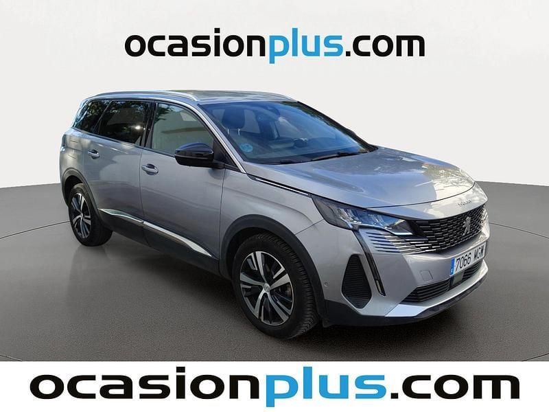 Usado Peugeot 5008 Allure 131 CV (96 kW) 2023 Gris SUV