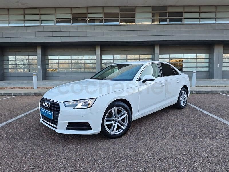 Usado Audi A4 Advanced 150 CV (110 kW) 2020 Blanco Berlina