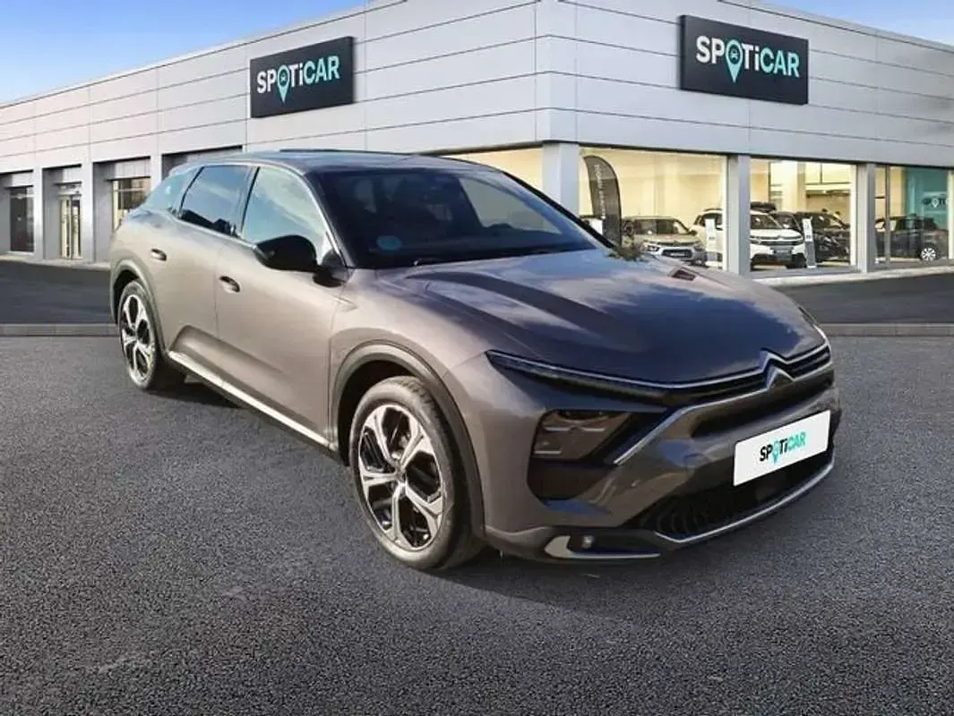 Usado Citroën C5 X Feel 131 CV (96 kW) 2022 Gris Familiar
