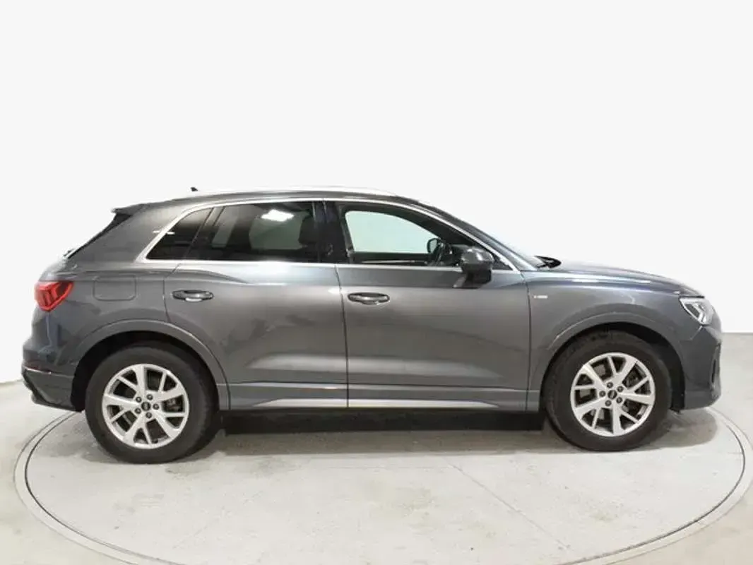 Usado Audi Q3 S-Line 190 CV (139 kW) 2021 Gris SUV