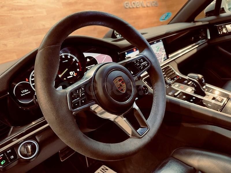 Begagnad Porsche Panamera 4 462 HK (339 kW) 2018 Svart Sedan