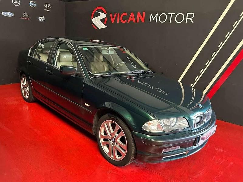 Usado BMW 330 231 CV (169 kW) 2001 Verde Berlina