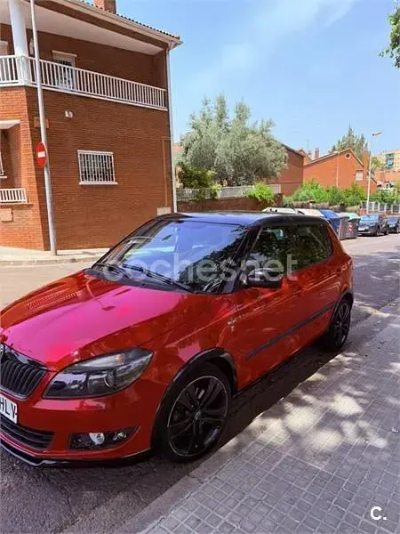 Usado Skoda Fabia Monte Carlo 105 CV (77 kW) 2012 Rojo Berlina