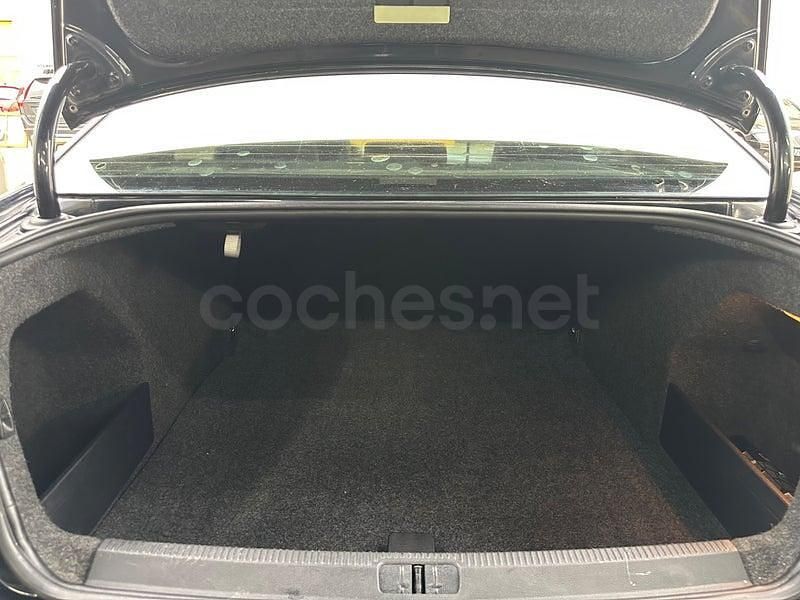 Usado VW Passat Advance 115 CV (84 kW) 2005 Negro Berlina