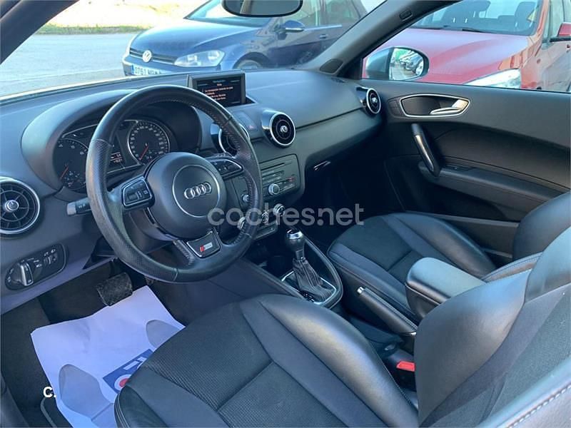 Usado Audi A1 Ambition 185 CV (136 kW) 2011 Gris / plata Utilitario