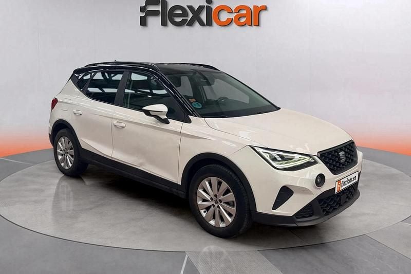 Blanco Usado 2021 Seat Arona Style SUV | 13.090 € (Precio justo) - Imagen 1/4