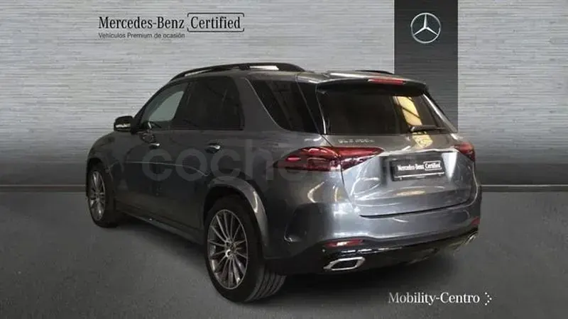 Usado Mercedes GLE300 269 CV (197 kW) 2025 Gris / plata SUV