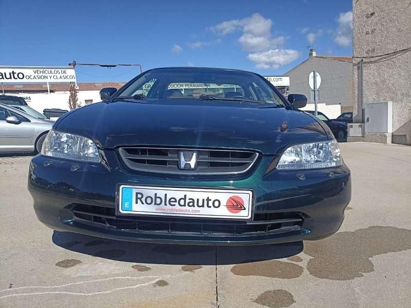 Usado Honda Accord 201 CV (147 kW) 1999 Verde Coupe