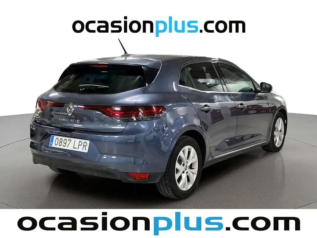 Usado Renault Mégane II Intens 116 CV (85 kW) 2021 Gris Berlina
