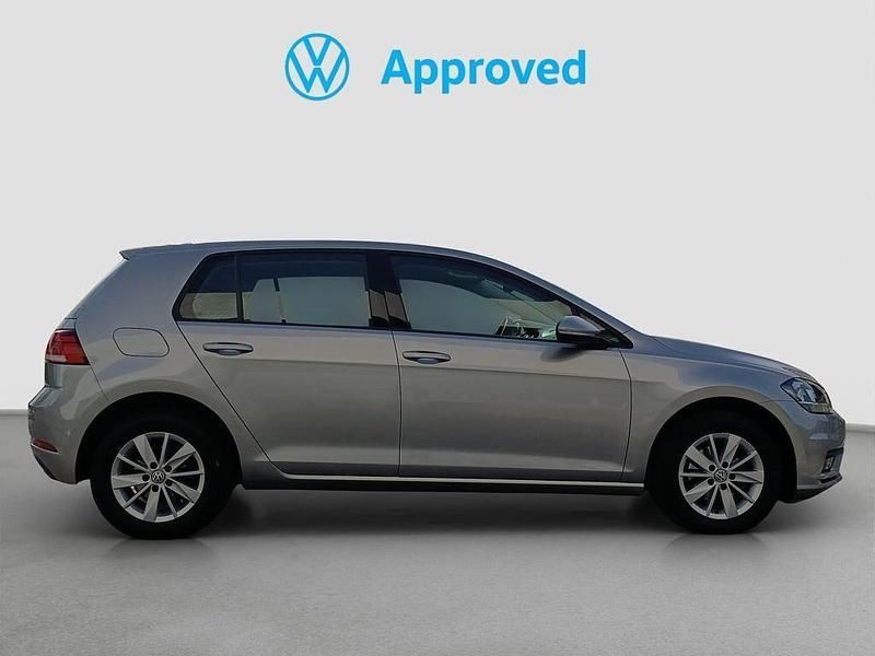 Usado VW Golf VII 110 CV (80 kW) 2018 Gris Utilitario