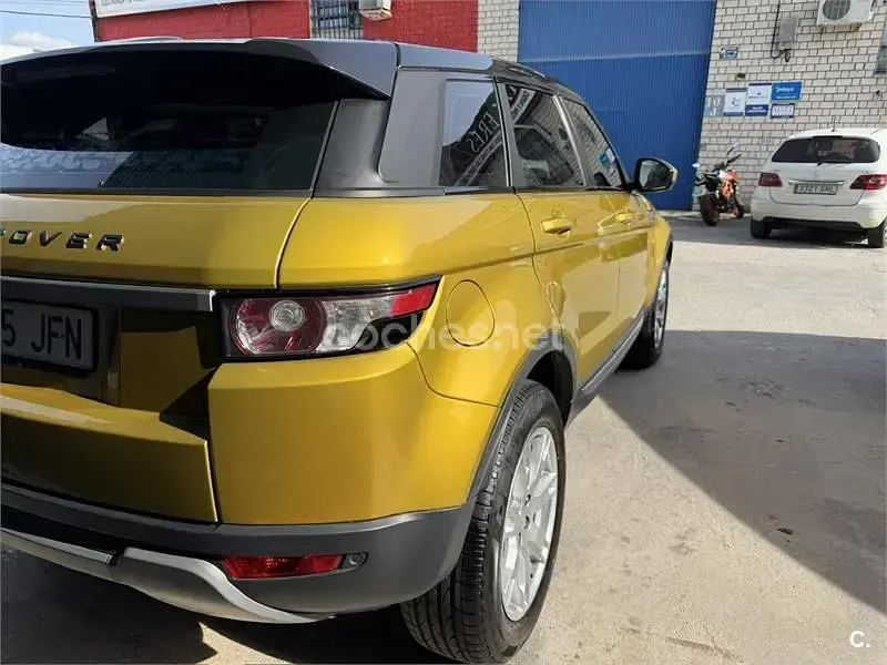 Usado Land Rover Range Rover evoque Dynamic 150 CV (110 kW) 2015 Amarillo SUV
