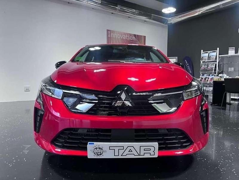 Rojo Usado 2024 Mitsubishi Colt Utilitario | 15.000 € (Buen precio) - Imagen 1/4