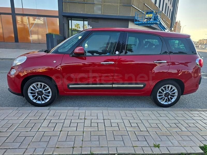 Usado Fiat 500L Living 85 CV (62 kW) 2014 Rojo Monovolumen