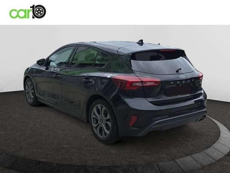 Usado Ford Focus ST-Line 125 CV (91 kW) 2023 Negro Berlina