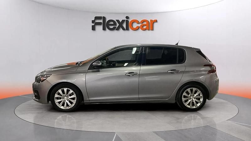 Usado Peugeot 308 Style 131 HP (96 kW) 2020 Cinzento Citadino