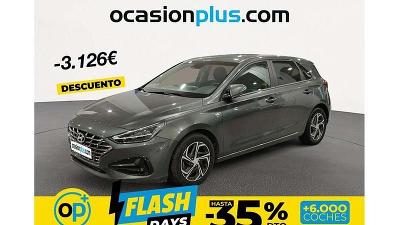 Usado Hyundai i30 N Line 120 CV (88 kW) 2022 Gris Utilitario