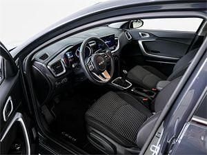 Usado Kia Ceed 101 CV (74 kW) 2025 Gris Utilitario