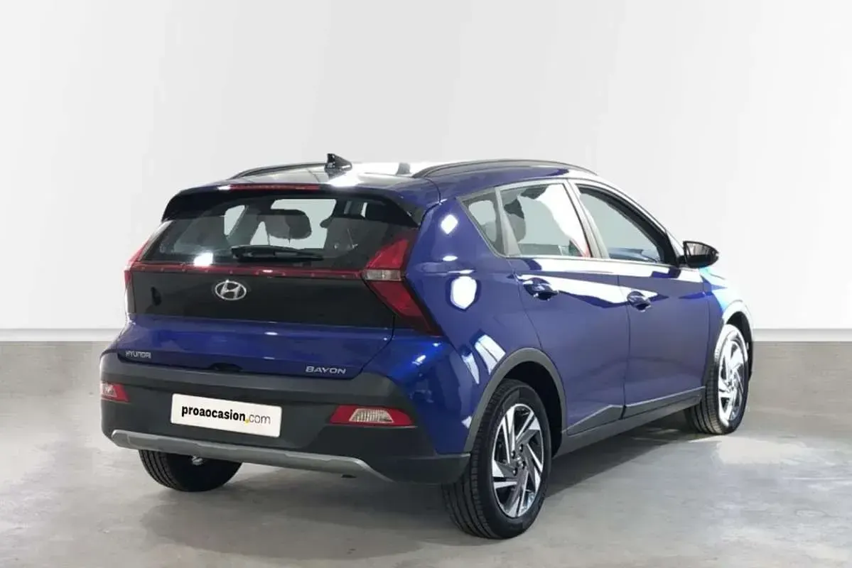 Usado Hyundai Bayon 84 CV (61 kW) 2024 Azul SUV