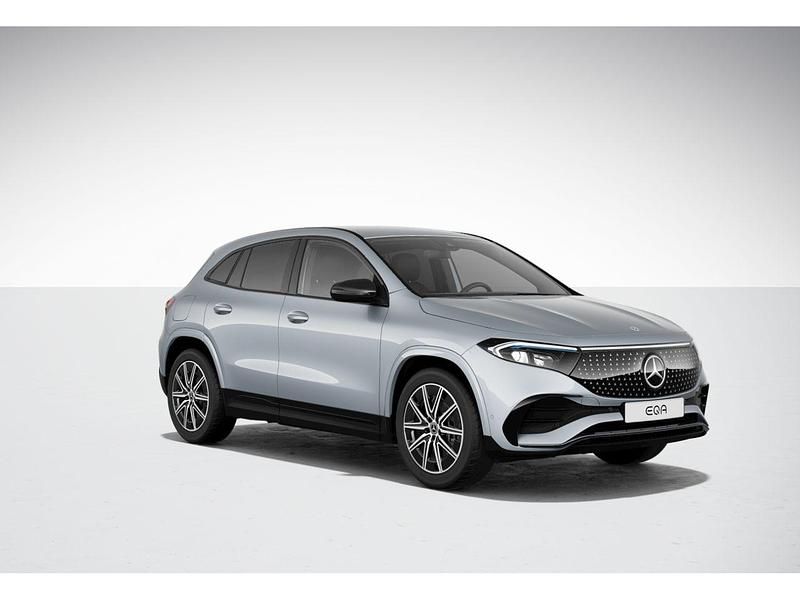 Usado Mercedes EQA250+ AMG line 139 kW (190 CV) 2024 Hightechsilver  metallic paint SUV